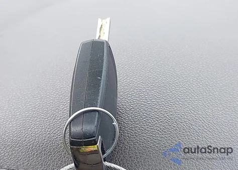 2013 Buick Lacrosse Leather Group z USA, uszkodzony, nr VIN 1G4GC5E3XDF322942